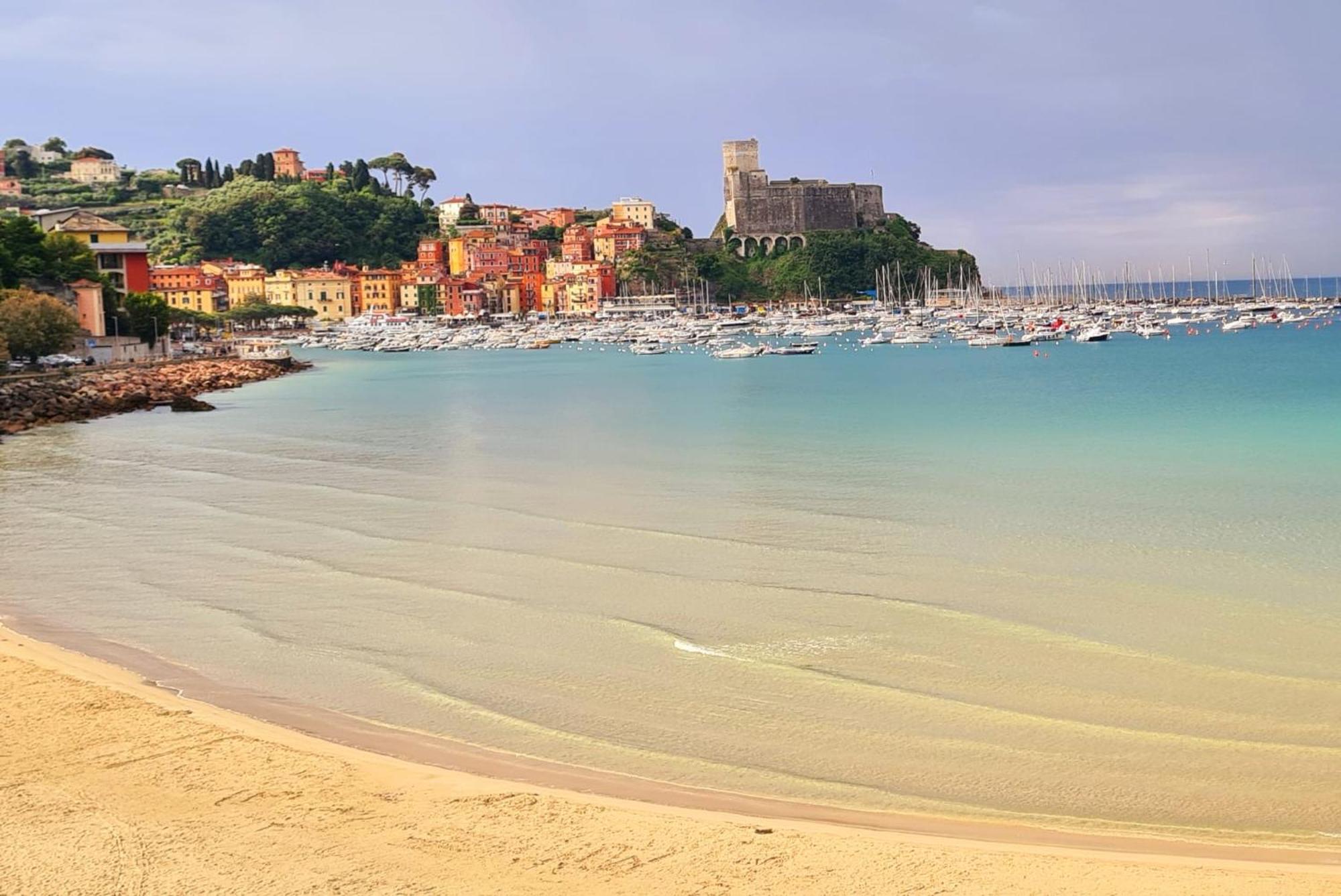 La Casa Del Pittore Ezio House Apartment Lerici Bagian luar foto