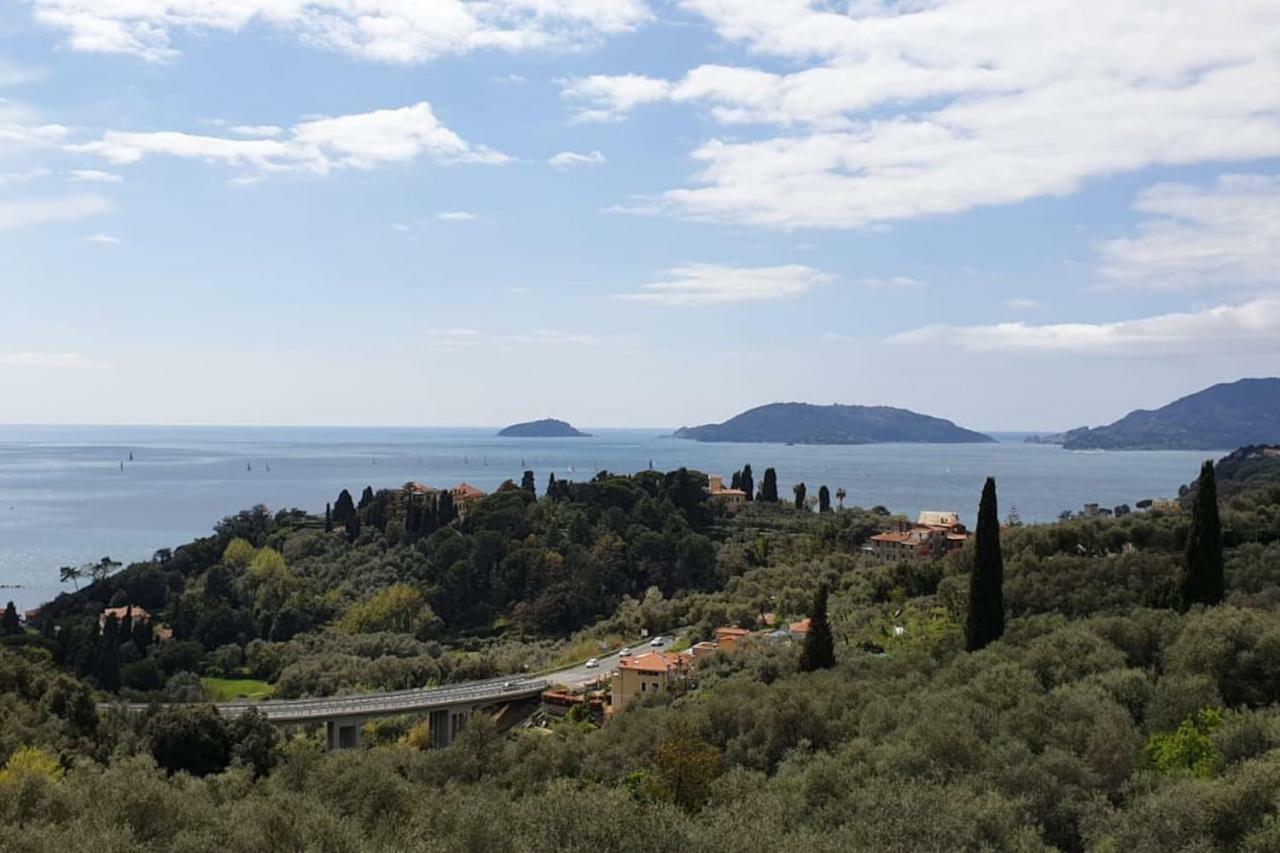 La Casa Del Pittore Ezio House Apartment Lerici Bagian luar foto